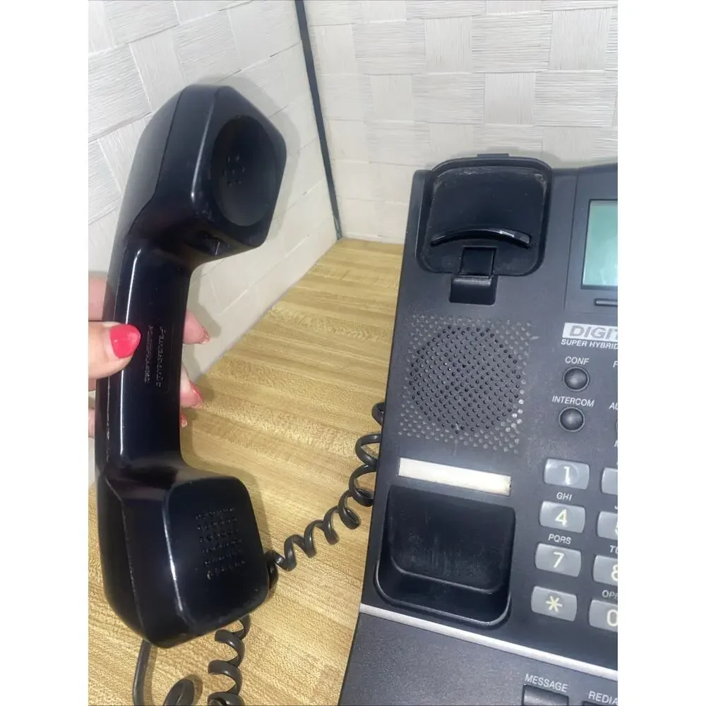 Panasonic KX-T7636 Digital Phone 24 Line Hybrid System Use w/ KX-TDA Systems
